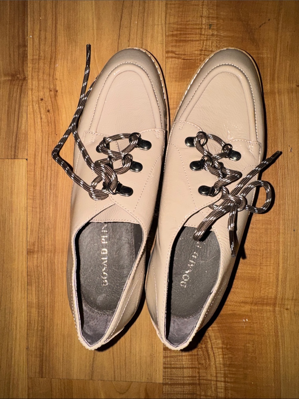 Donald J. Pliner Beige Lace-Up Leather Flats(8)